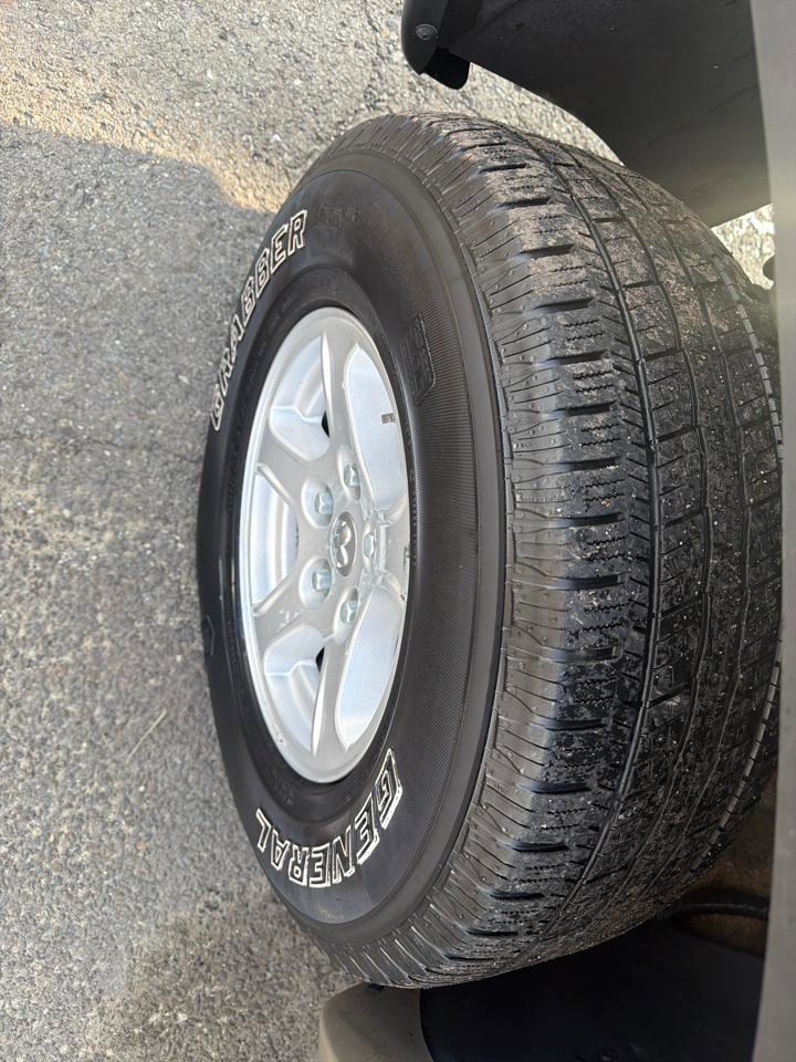 Used 2005 Dodge Dakota SLT image 11