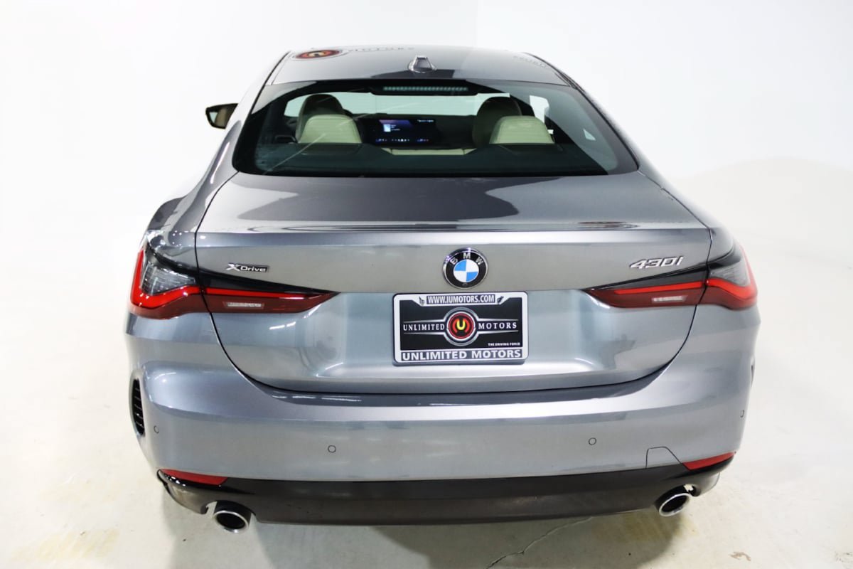 Used 2026 BMW 430i xDrive Coupe w/ Premium Package AWD/4WD image 32