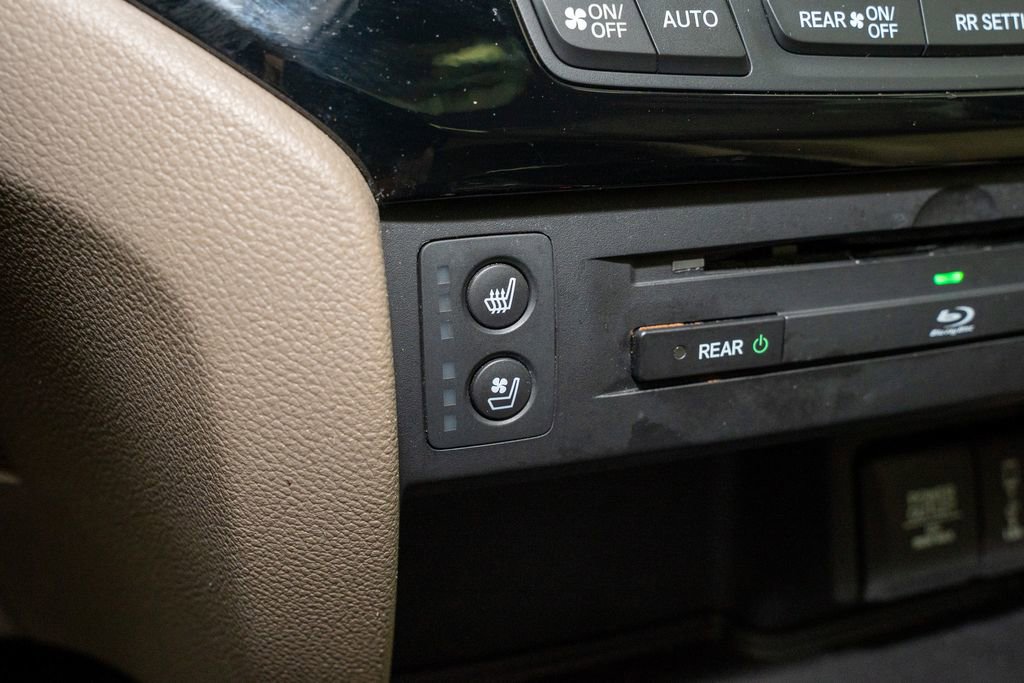 Used 2017 Honda Pilot Elite image 21