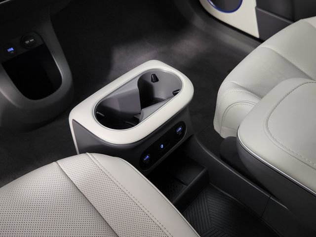 Certified 2024 Hyundai Ioniq 5 Limited AWD/4WD image 29