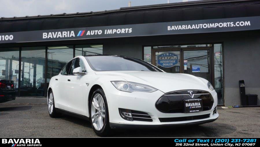 Used 2016 Tesla Model S 70D image 1