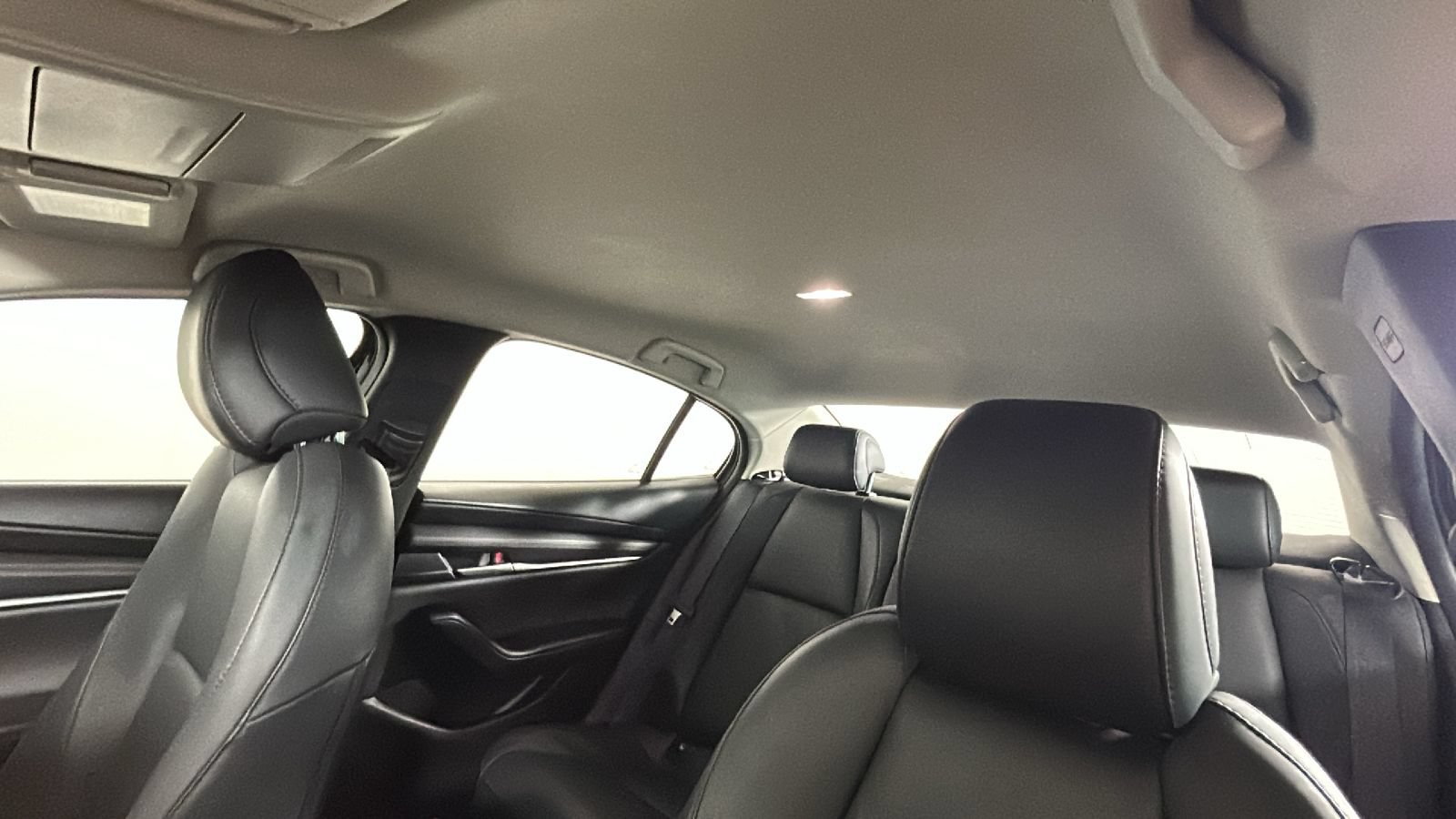 Used 2024 MAZDA MAZDA3 s FWD image 15