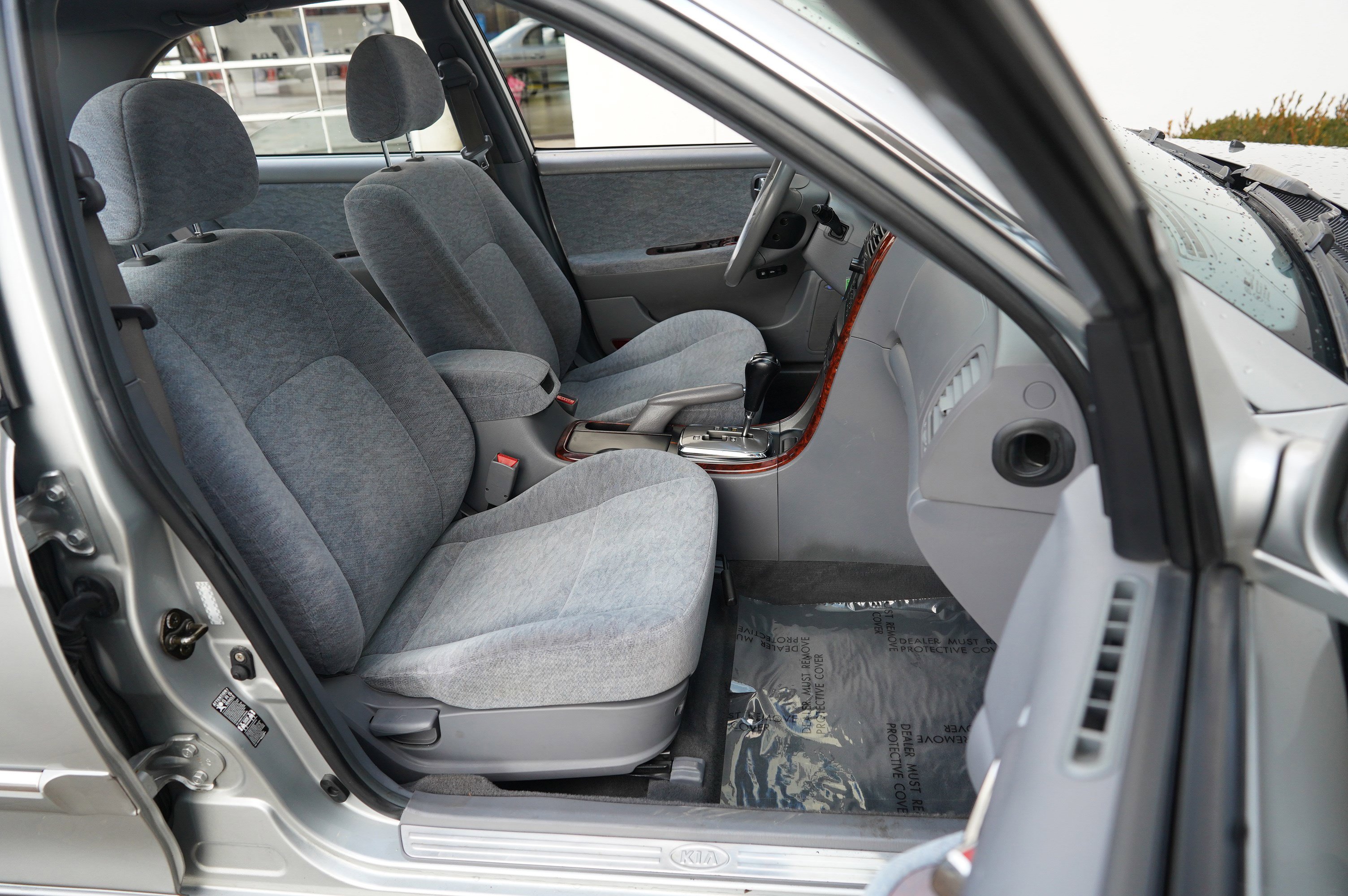 Used 2005 Kia Optima EX image 25