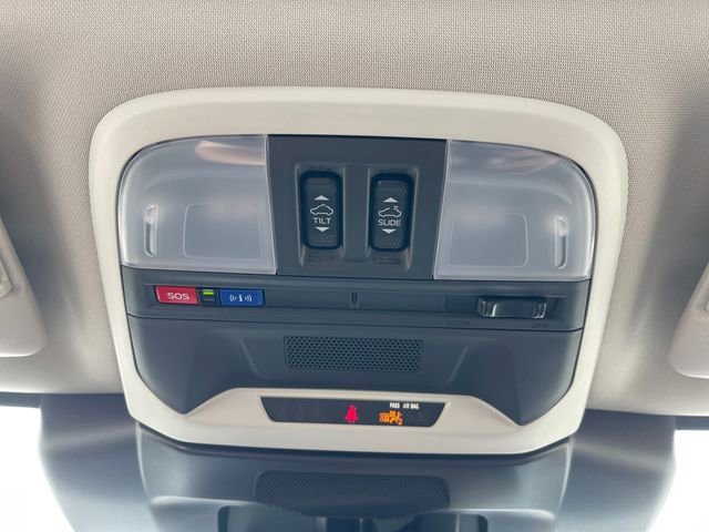 Used 2024 Subaru Crosstrek 2.0i Premium AWD/4WD image 28