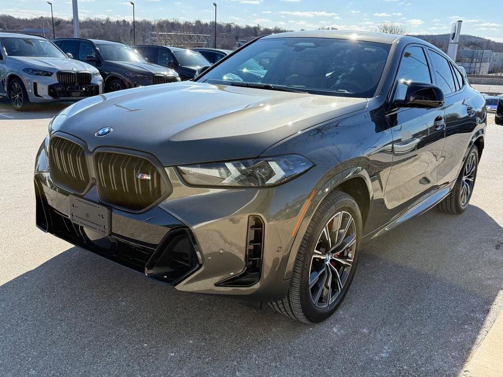 Used 2025 BMW X6 M60i AWD/4WD image 14