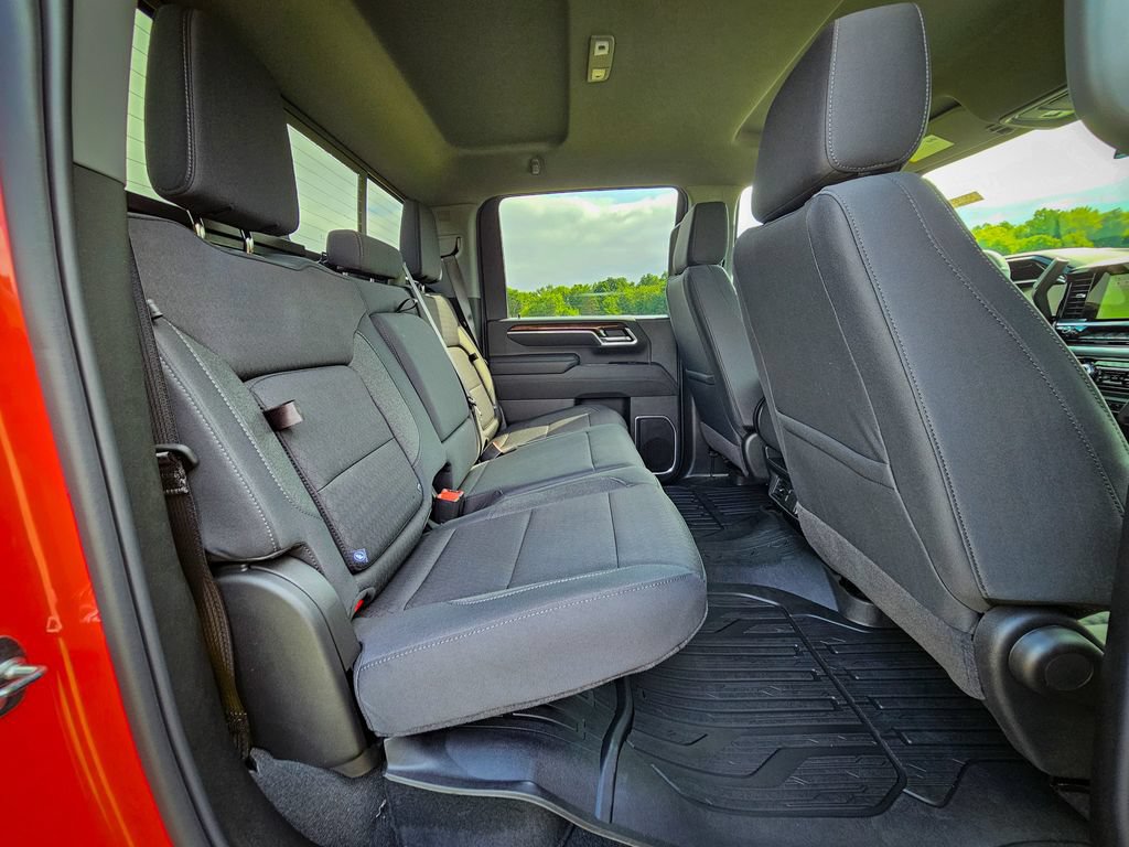 New 2026 GMC Sierra 3500 SLE w/ SLE Value Package AWD/4WD image 39