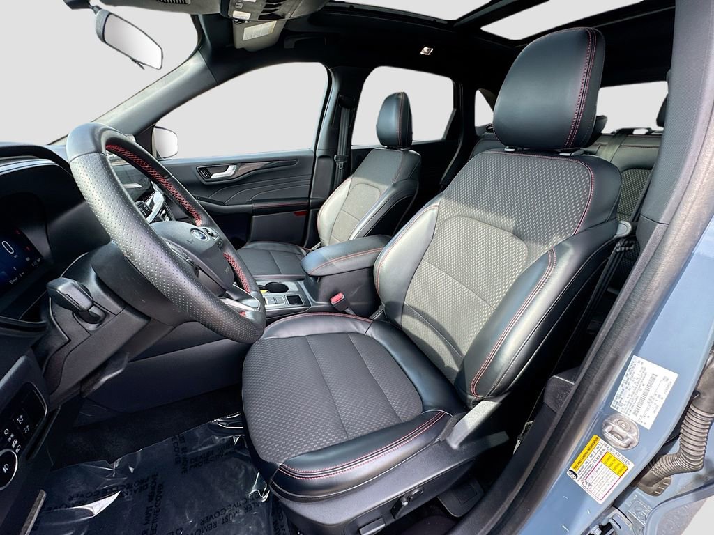Used 2024 Ford Escape ST-Line Select w/ Tech Pack #2 AWD/4WD image 18