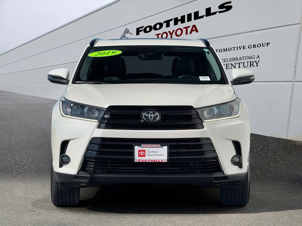Certified 2019 Toyota Highlander SE AWD/4WD image 2
