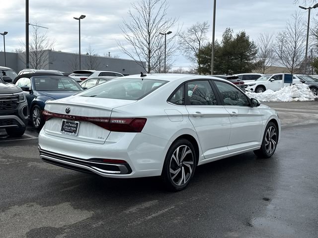 Certified 2025 Volkswagen Jetta SEL image 4