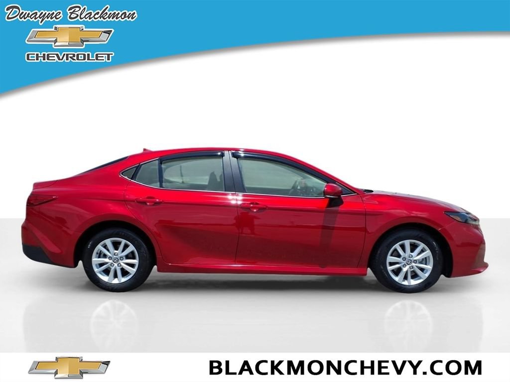 Used 2025 Toyota Camry LE FWD image 2