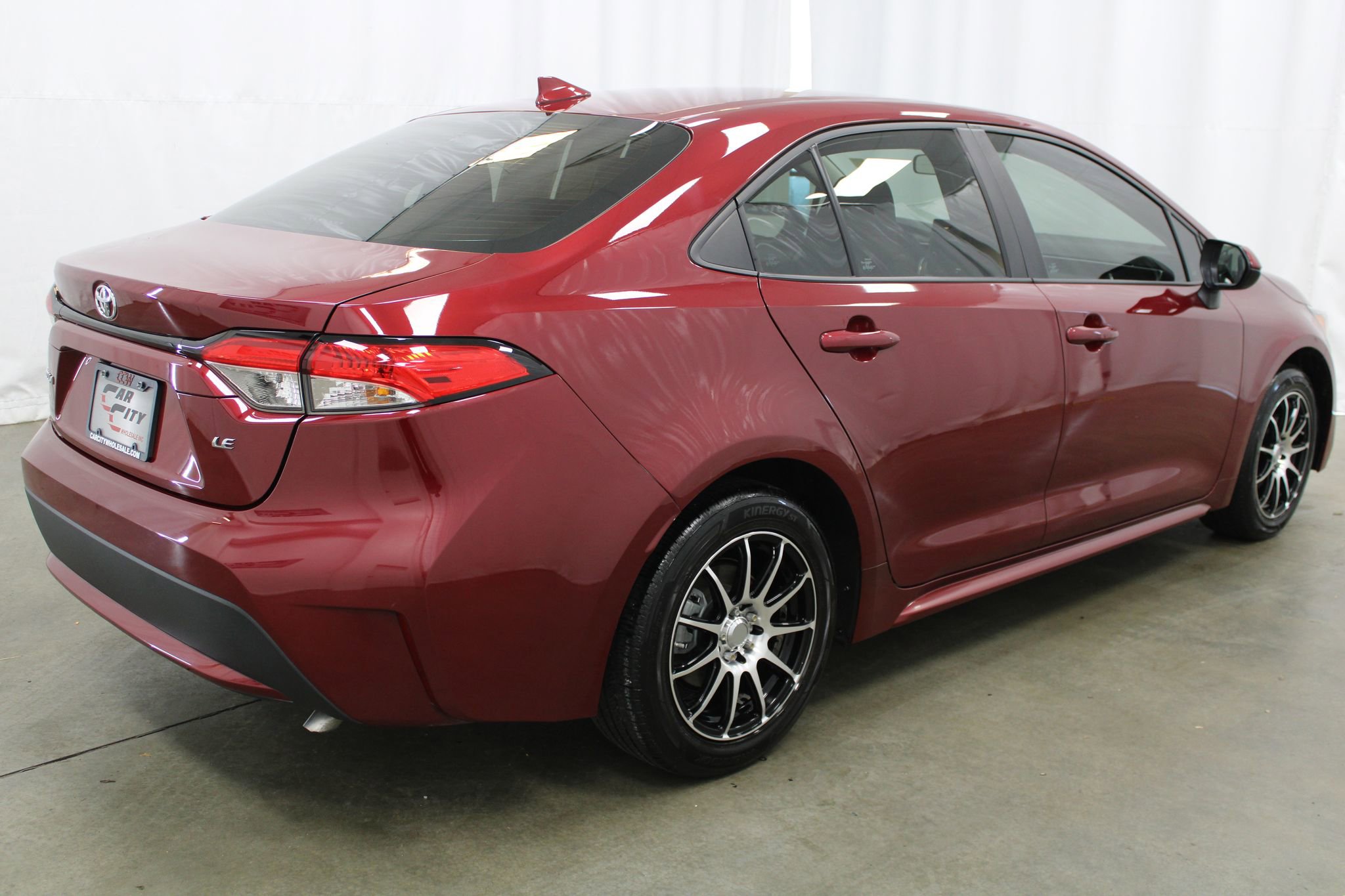 Used 2022 Toyota Corolla LE image 4