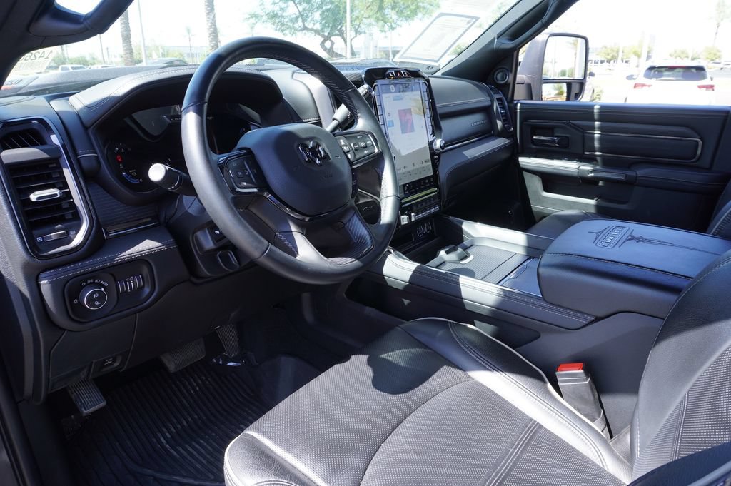 Used 2024 RAM 3500 Limited AWD/4WD image 17