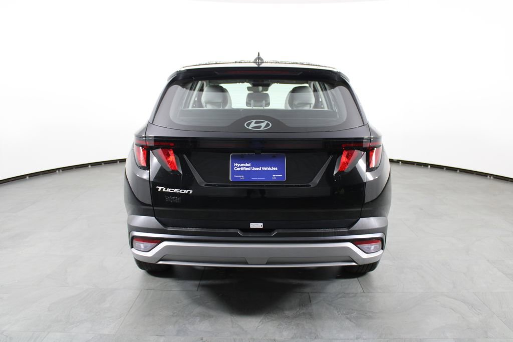 Certified 2026 Hyundai Tucson SE FWD image 11