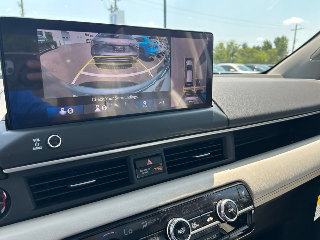 New 2026 Honda Pilot Touring image 24