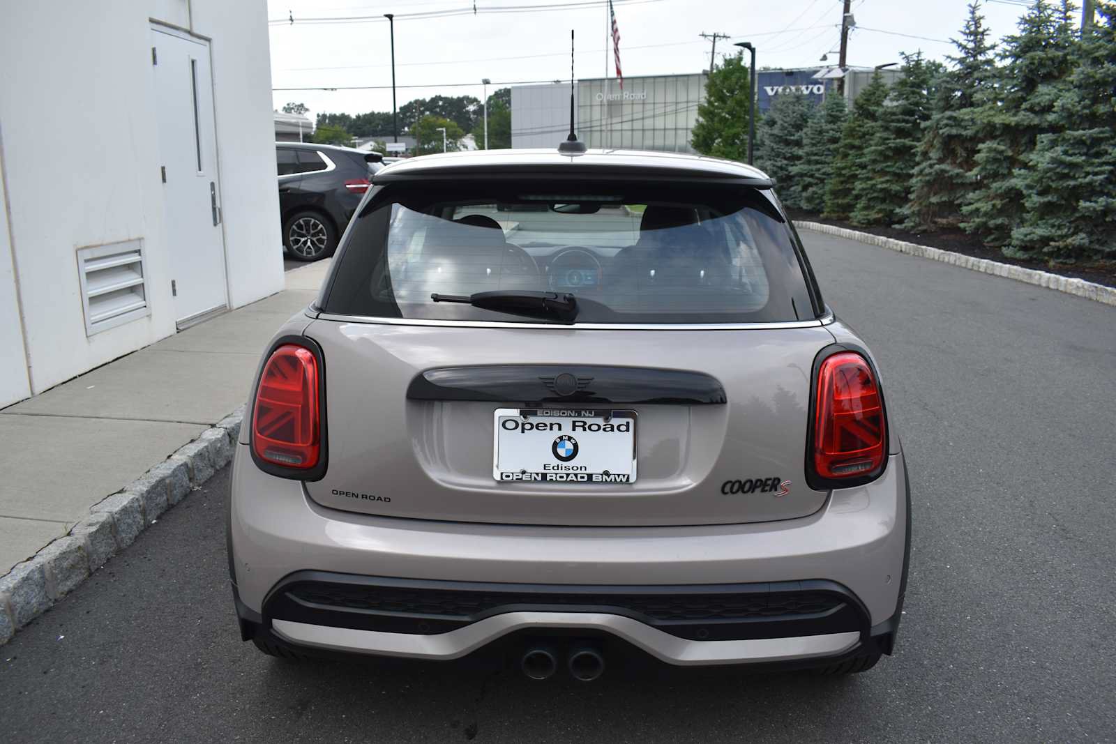 Used 2024 MINI Cooper S FWD image 6