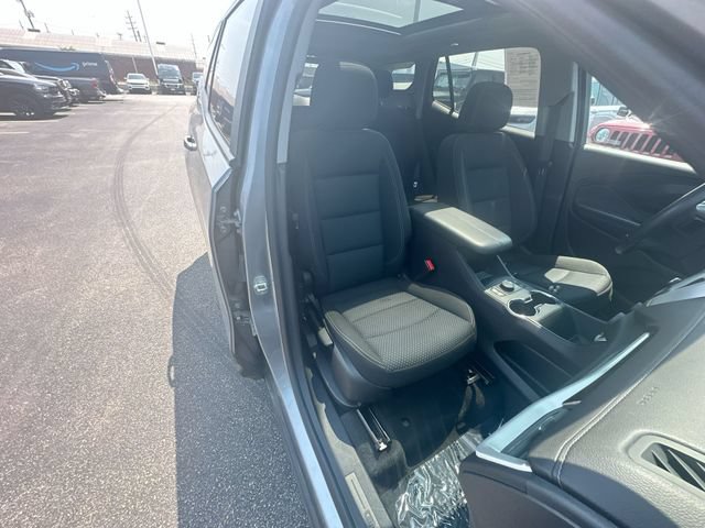 Used 2023 GMC Terrain SLE w/ Driver Convenience Package AWD/4WD image 26