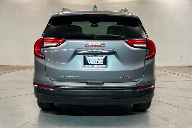 Used 2023 GMC Terrain AT4 AWD/4WD image 4