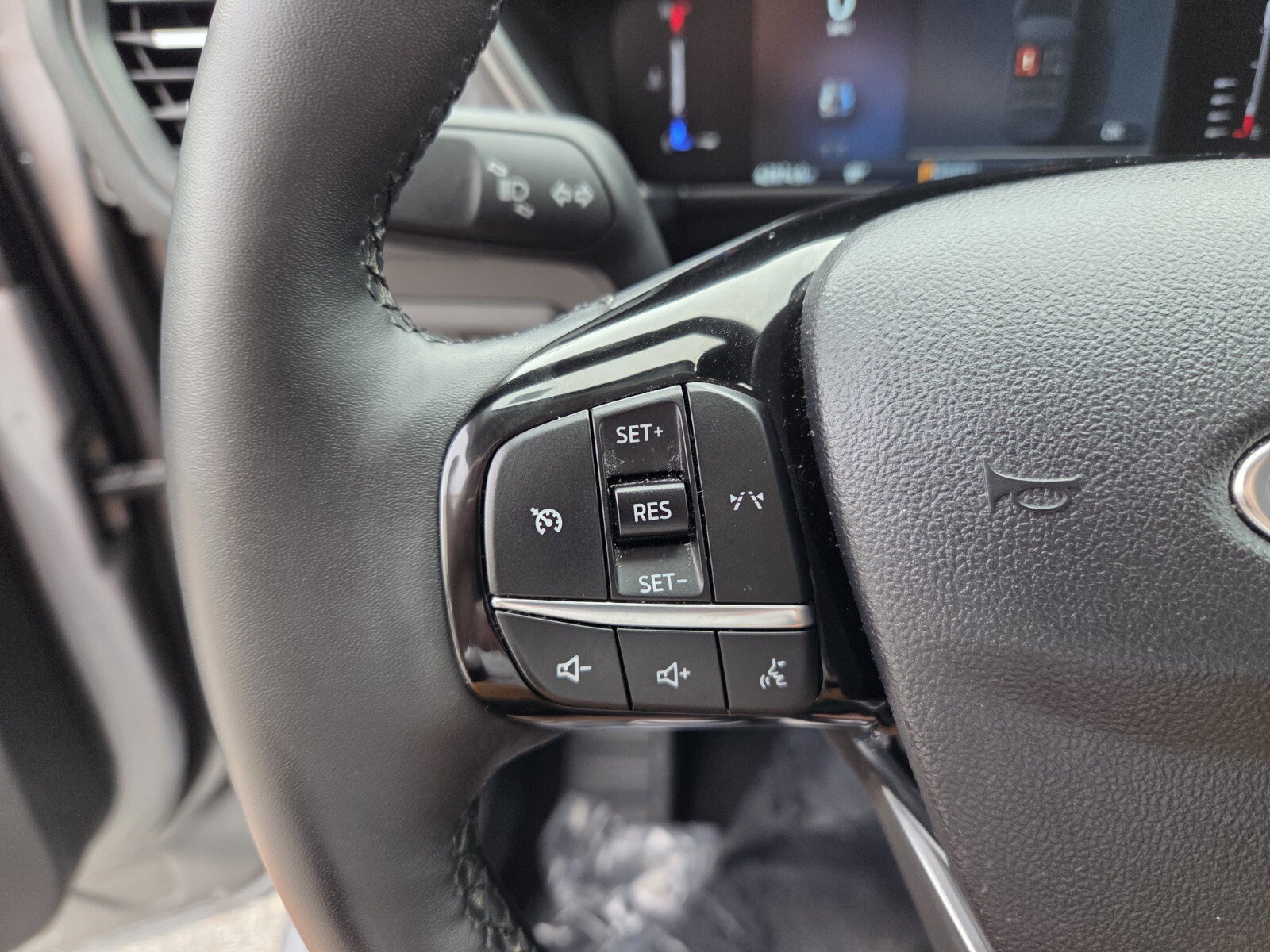 Used 2024 Ford Escape Active AWD/4WD image 29