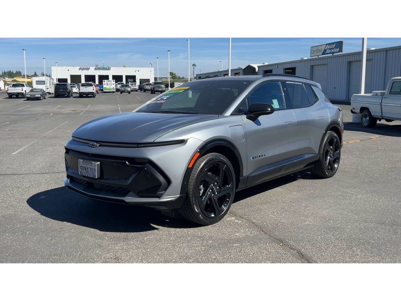Certified 2024 Chevrolet Equinox EV RS FWD image 5
