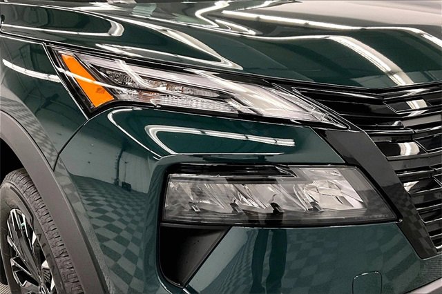 New 2026 Nissan Rogue Dark Armor image 14