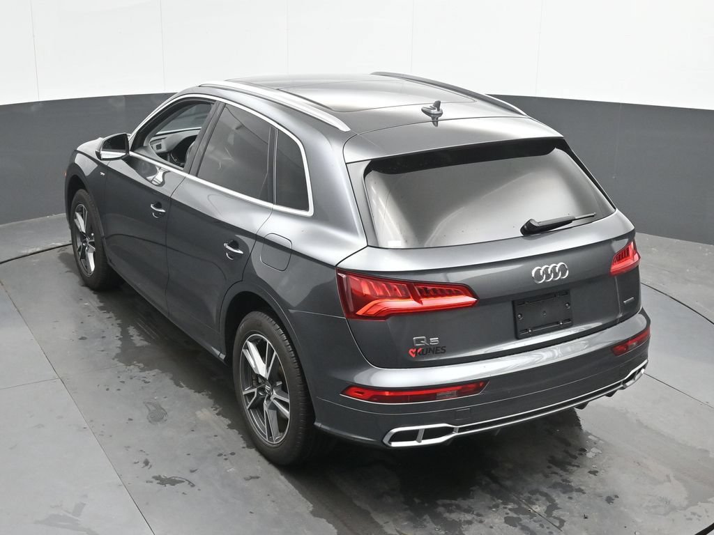 Used 2020 Audi Q5 e Premium Plus w/ Premium Plus Package AWD/4WD image 41
