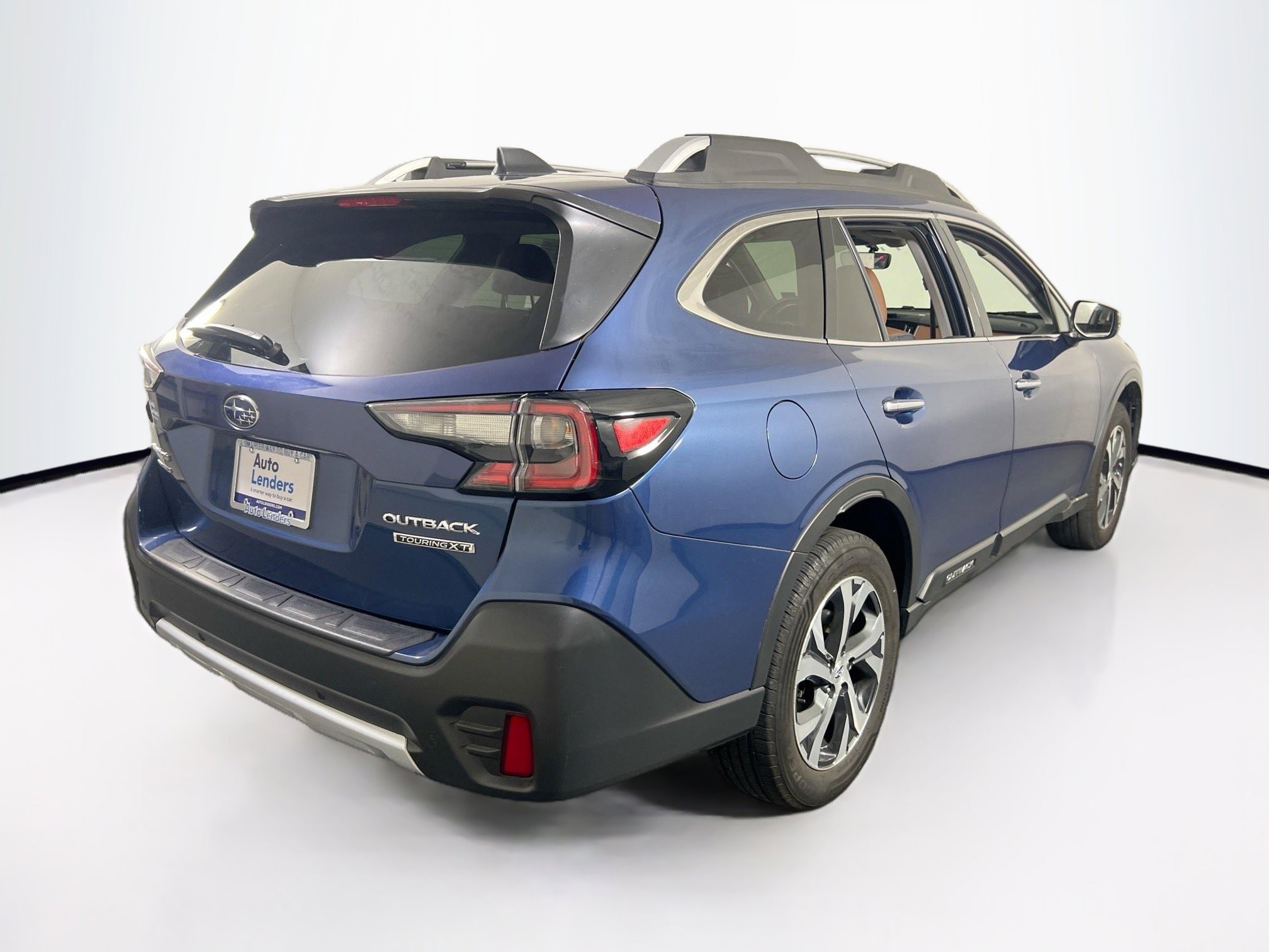 Used 2022 Subaru Outback Touring XT AWD/4WD image 5