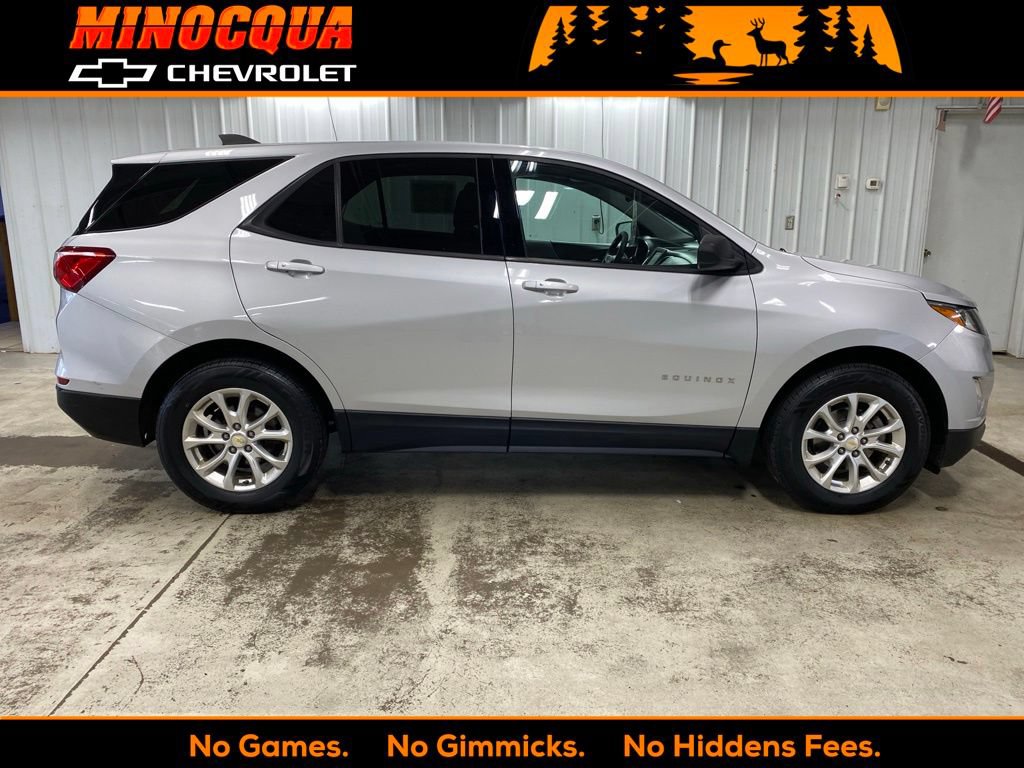Used 2019 Chevrolet Equinox LS w/ LS Convenience Package AWD/4WD image 1