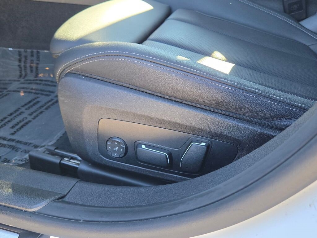 Used 2025 BMW 330i xDrive Sedan image 20