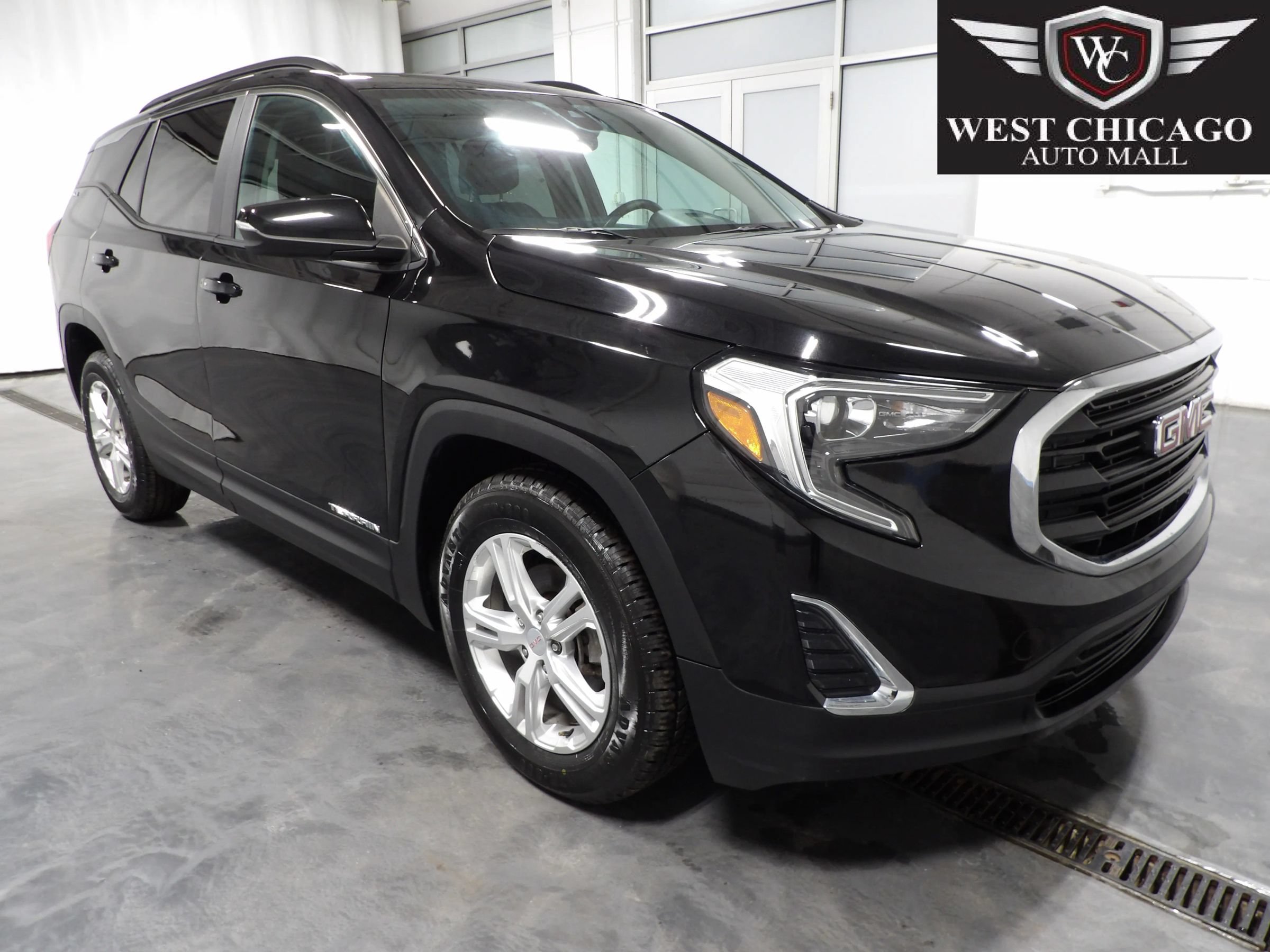 Used 2021 GMC Terrain SLE w/ Driver Convenience Package FWD image 1