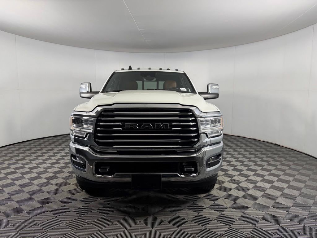 Used 2024 RAM 3500 Limited w/ Safety Group image 5