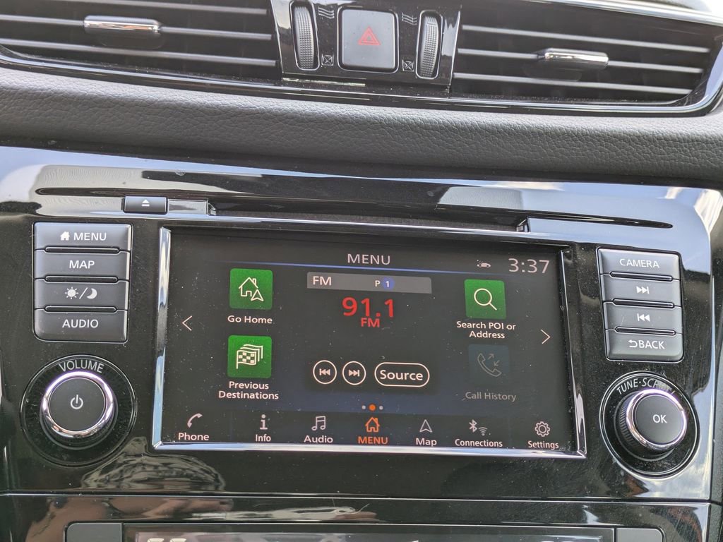 Used 2021 Nissan Rogue Sport SL image 18