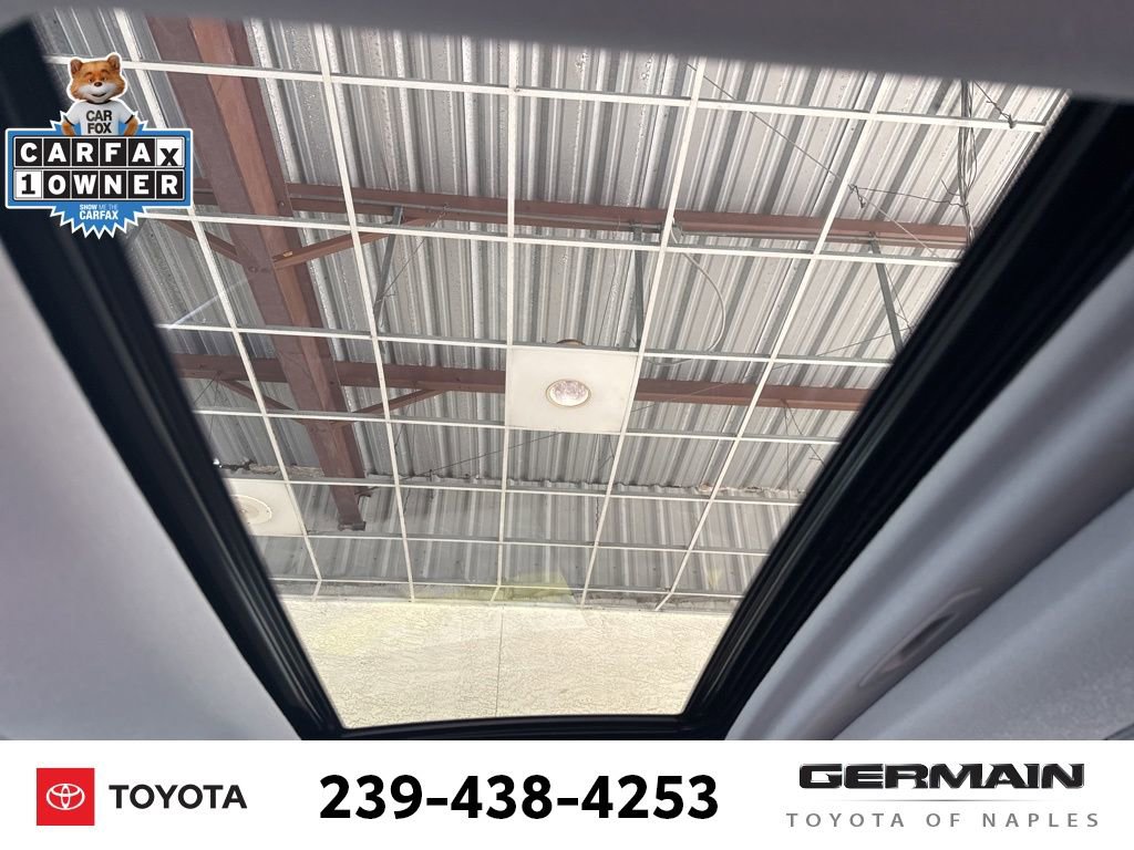 Used 2023 Toyota Corolla Cross XLE w/ Convenience Package image 13