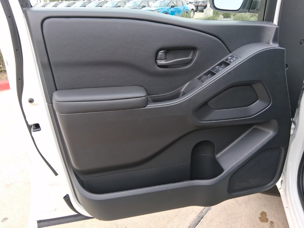 New 2026 Nissan Frontier S image 18