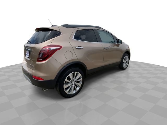 Used 2018 Buick Encore Preferred AWD/4WD image 2