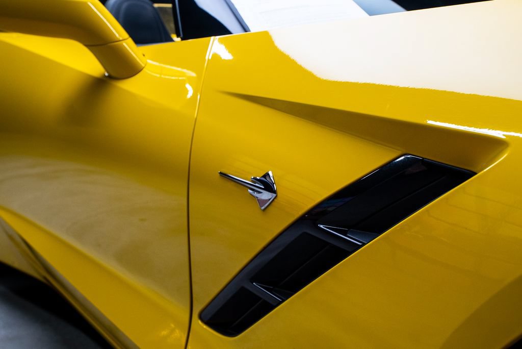 Used 2015 Chevrolet Corvette Stingray Convertible w/ 3LT Preferred Equipment Group RWD image 16