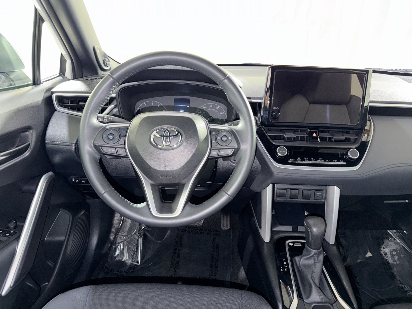 Used 2024 Toyota Corolla Cross AWD Hybrid w/ Moonroof Package image 27