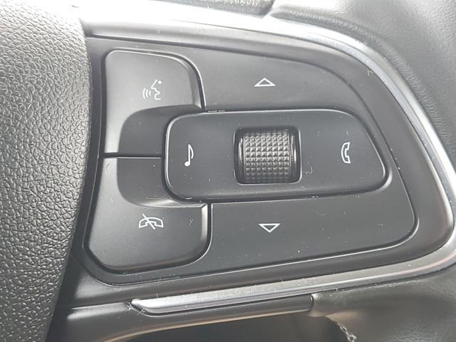 Used 2024 Buick Encore GX Avenir w/ Avenir Technology Package image 17