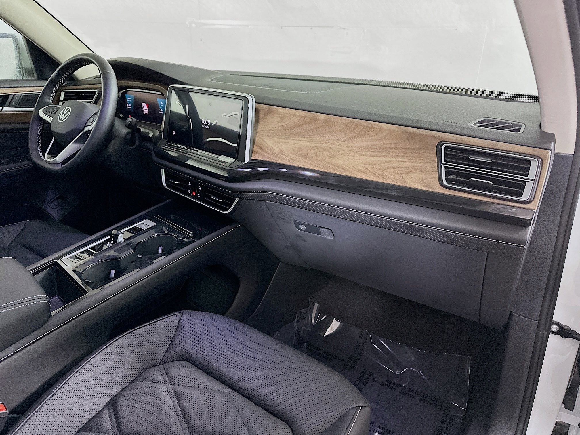 New 2026 Volkswagen Atlas SE image 29