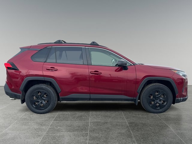 Used 2019 Toyota RAV4 LE w/ Carpet Mat Package AWD/4WD image 6