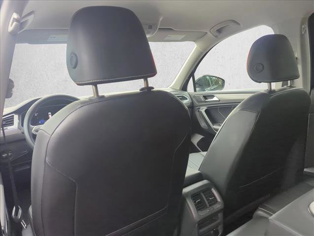 Used 2024 Volkswagen Tiguan SE image 20