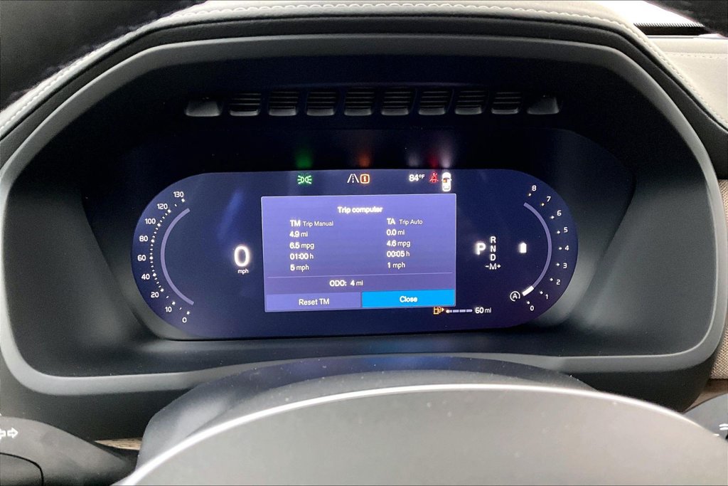 New 2026 Volvo XC90 B5 Plus AWD/4WD image 18
