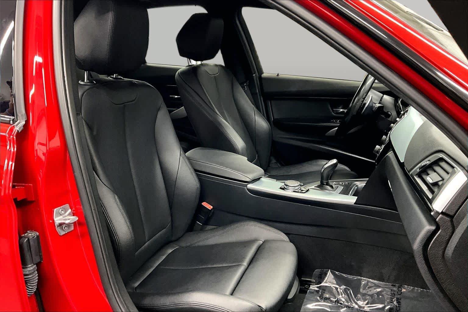 Used 2016 BMW 328i Sedan RWD image 8