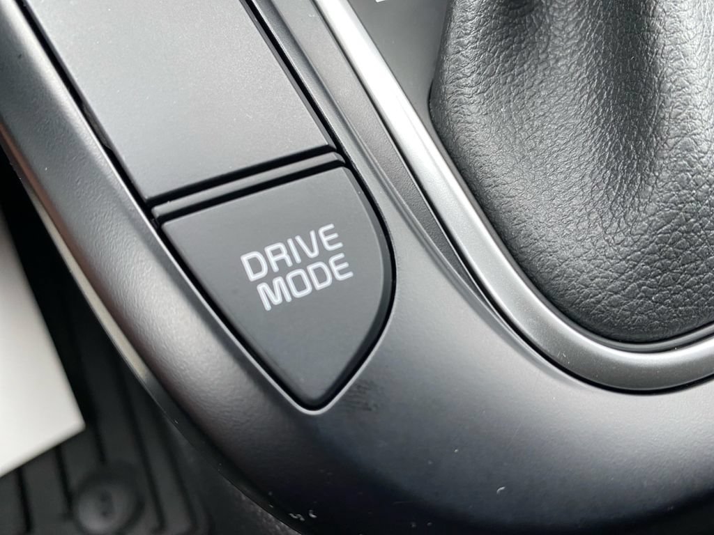 Certified 2024 Kia Soul LX FWD image 36