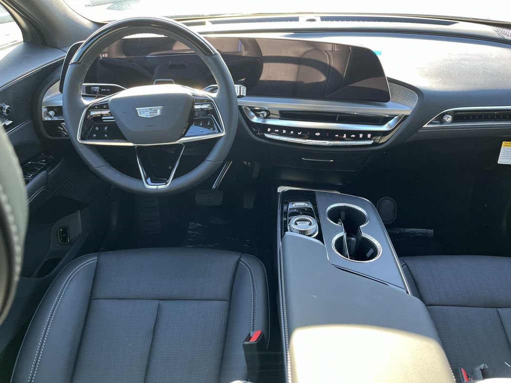 New 2026 Cadillac Lyriq Luxury RWD image 13