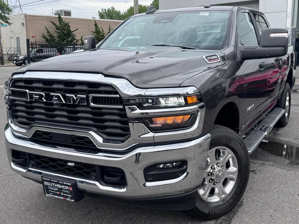 Used 2026 RAM 2500 Big Horn AWD/4WD image 3
