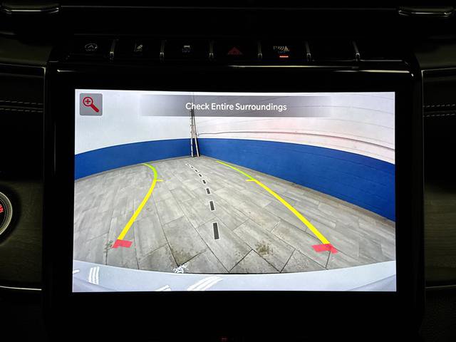 Used 2025 Jeep Grand Cherokee L Limited w/ Black Appearance Package image 11