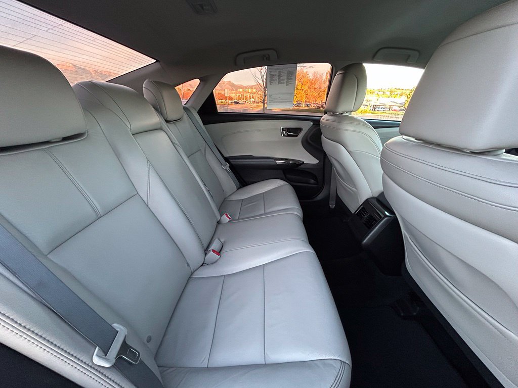 Used 2014 Toyota Avalon XLE FWD image 28
