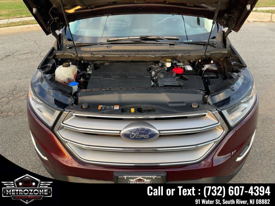 Used 2017 Ford Edge SEL w/ Equipment Group 201A AWD/4WD image 21