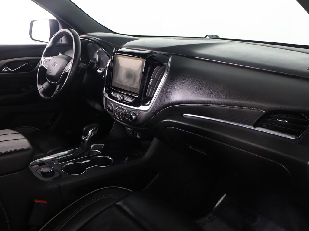 Used 2023 Chevrolet Traverse Premier w/ Redline Edition AWD/4WD image 31