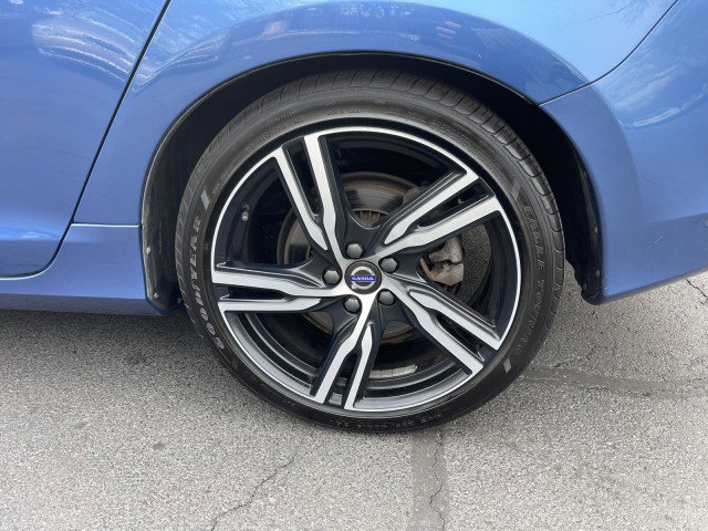 Used 2020 Buick Enclave Premium w/ Surround and Sites Package image 52